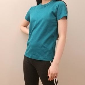 UNIQLO Aqua T-shirt